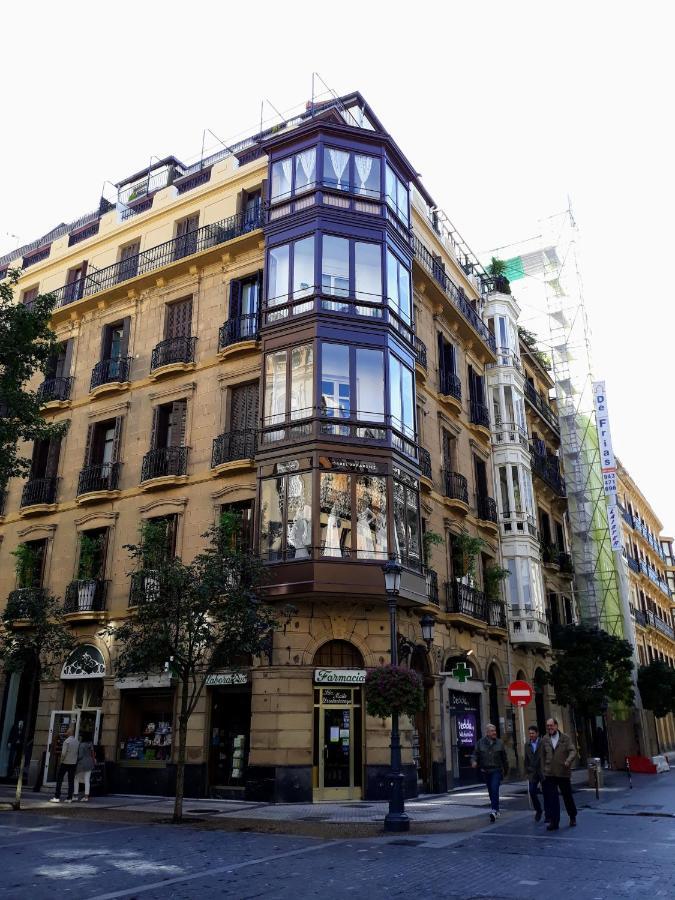 ホテル Casa Centro サン・セバスティアン エクステリア 写真